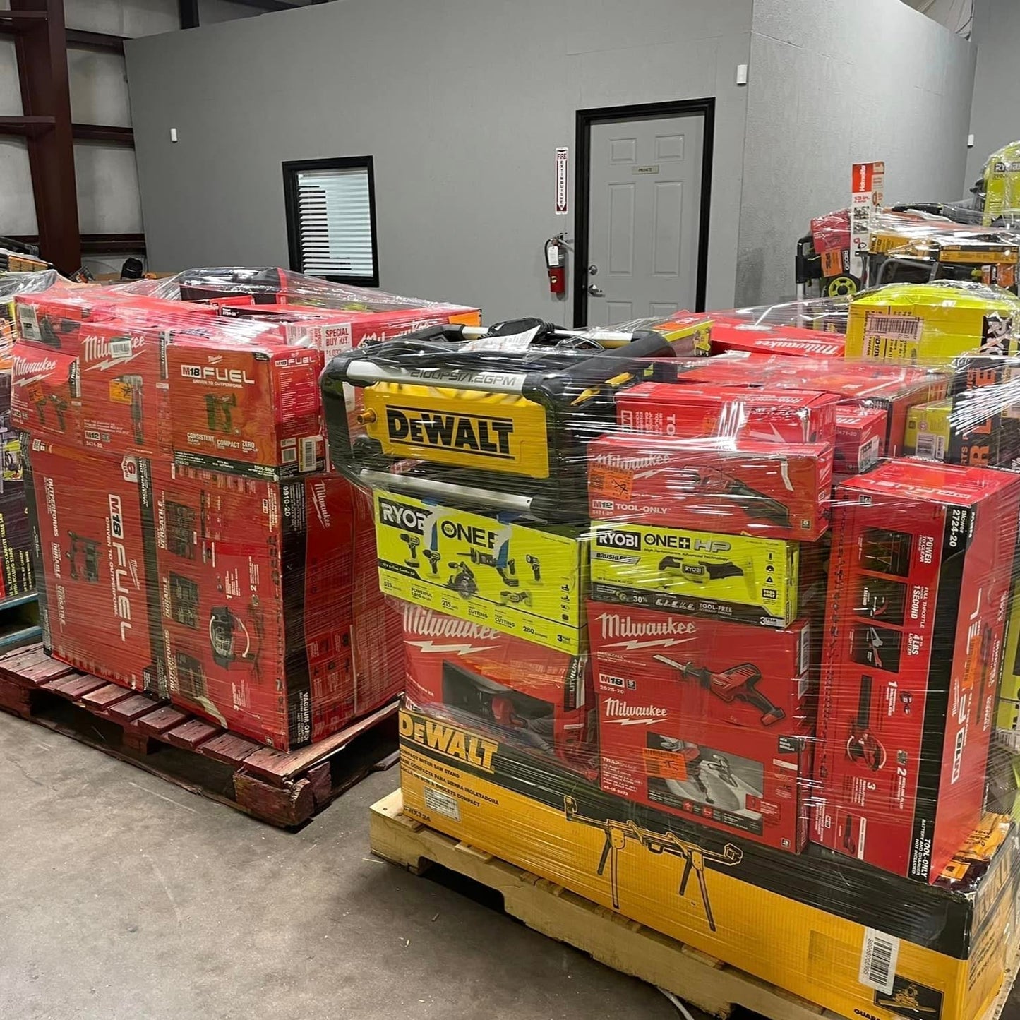 🌞2025 Autumn Sale is Heating Up!🏖️MIXED TOOLS PALLET – LOT ID: 251035 – Untested Customer Return